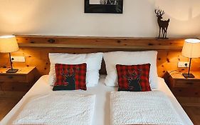 Mountain High Lodge